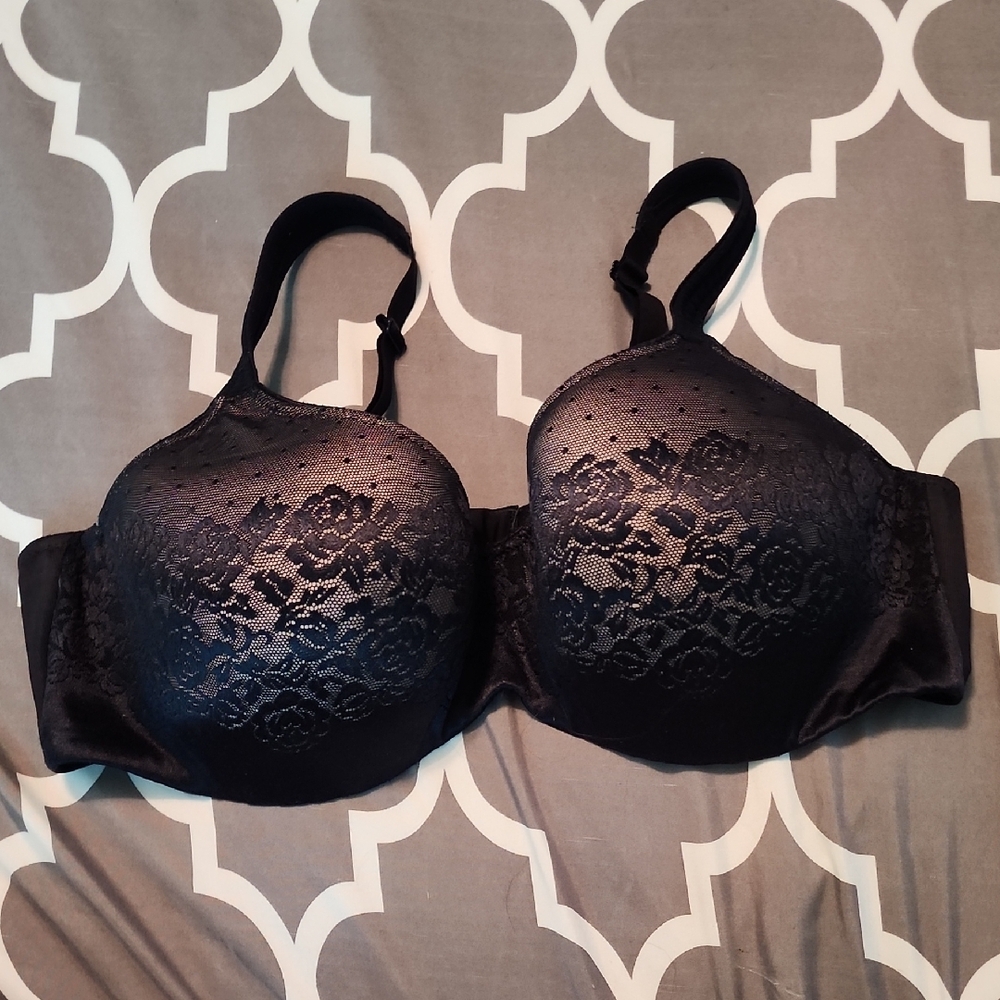 Elegant Black Lace Bra